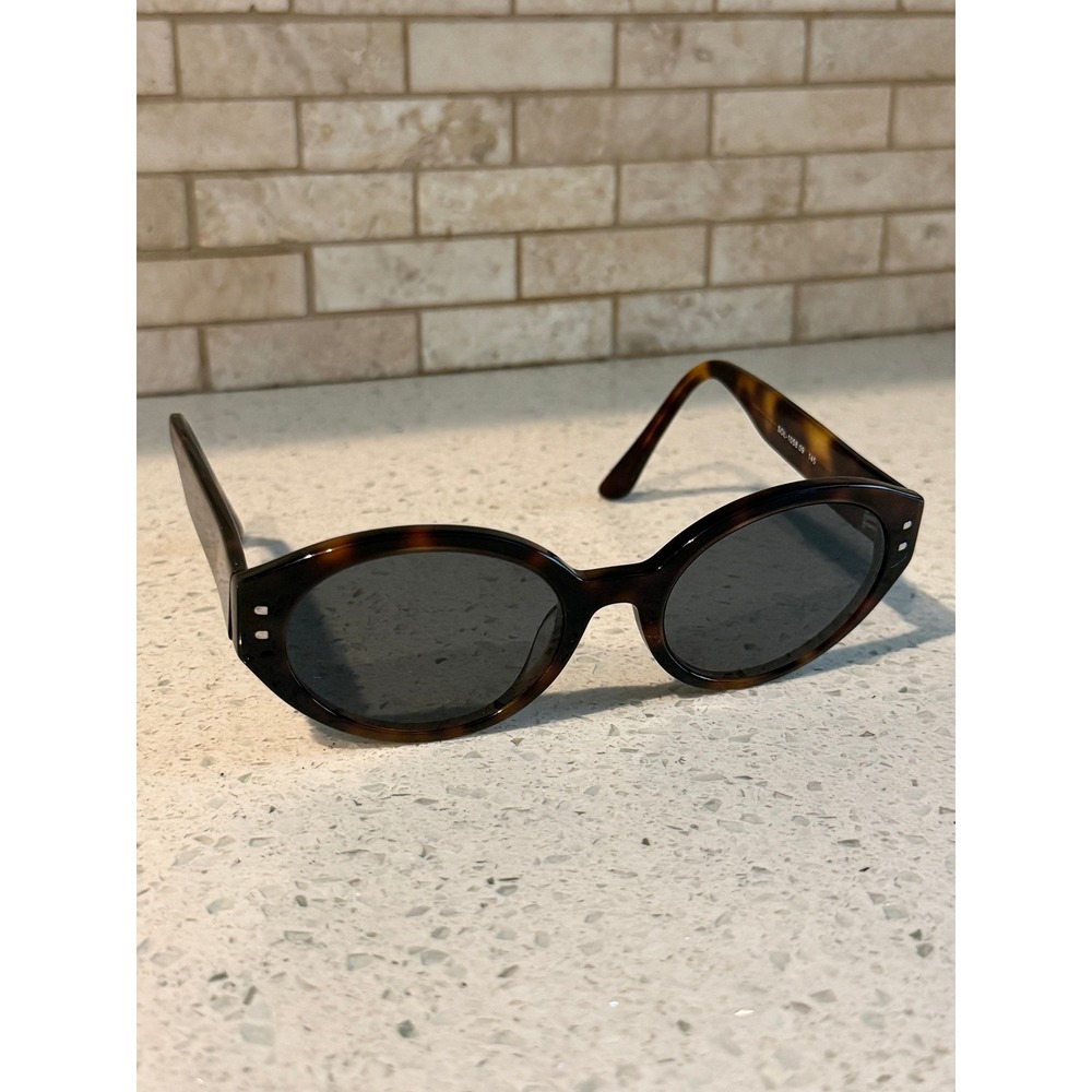 Solstice SOL-1058 Vintage Oval Sunglasses in Havana Tortoise